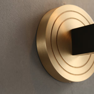 Alouette_Sconce_Jonathan_Browning_0011