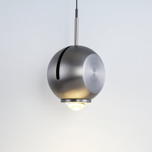 Golden_Sphere_Pendant_Light_0011