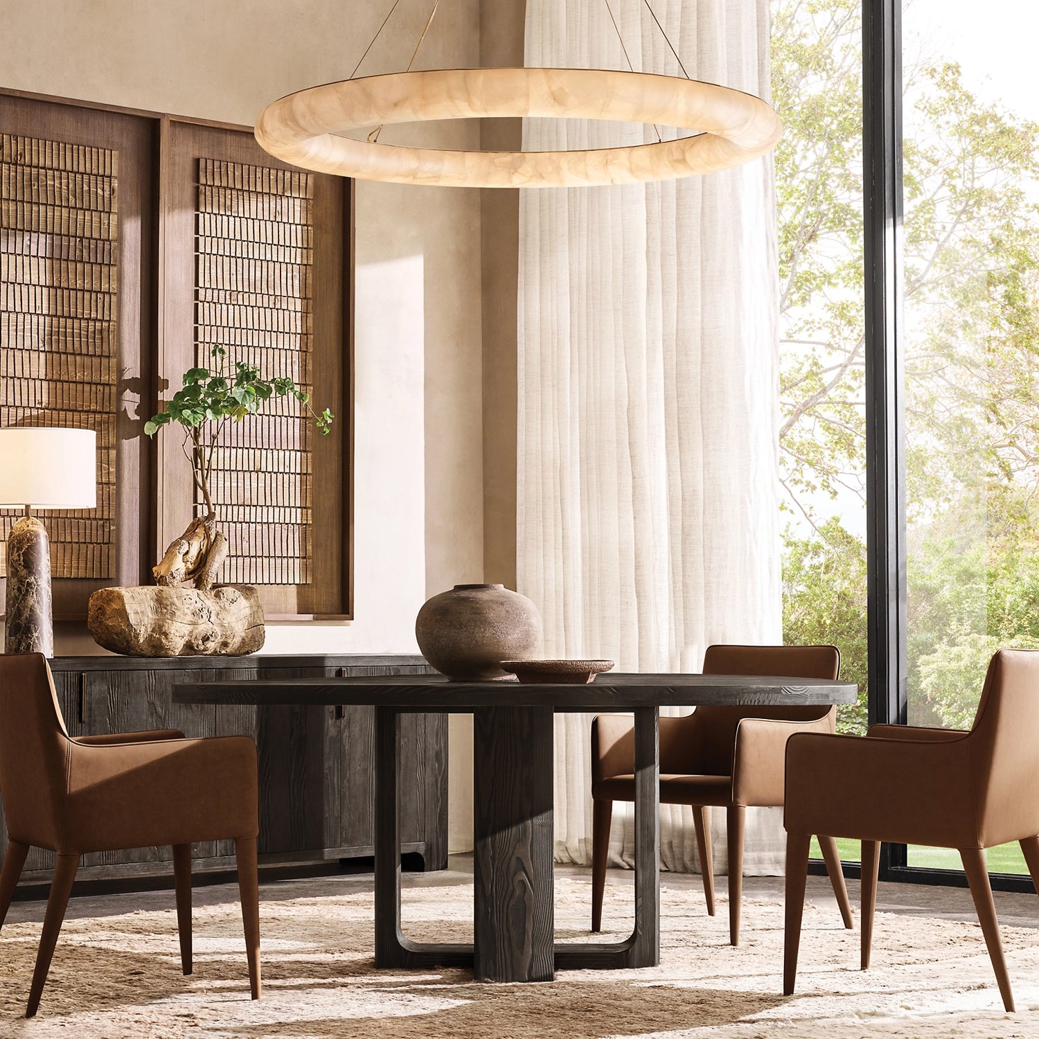 Rivage Lisse Round Chandelier
