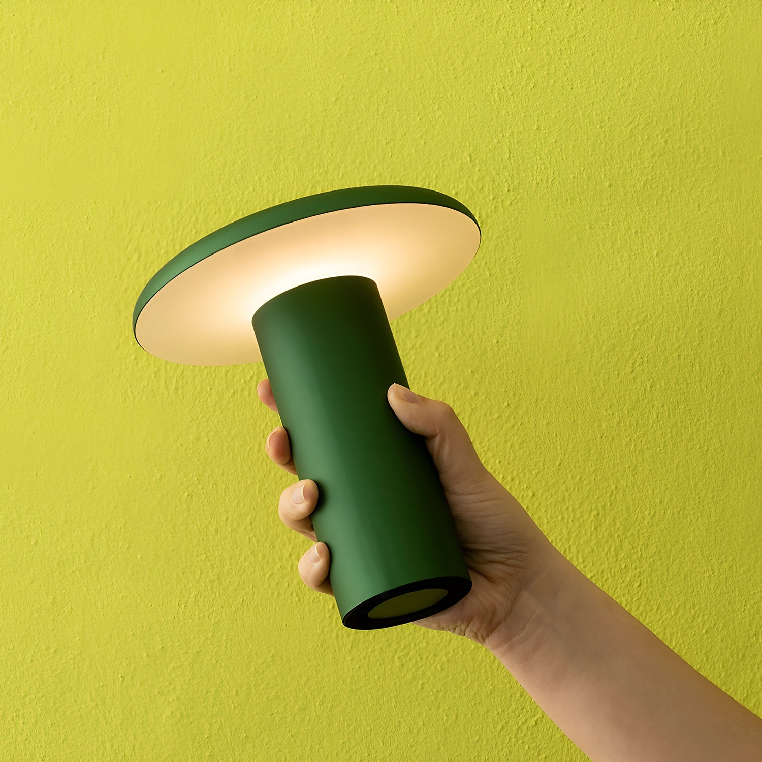 Takku Table Lamp