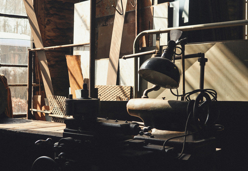 Tinuse light-about-us-001