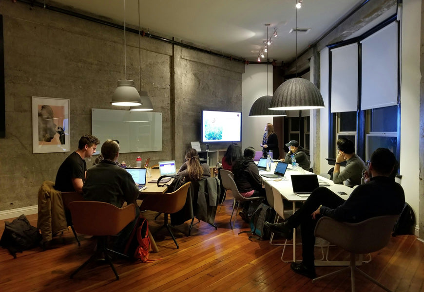 Tinuse light-about-us-002