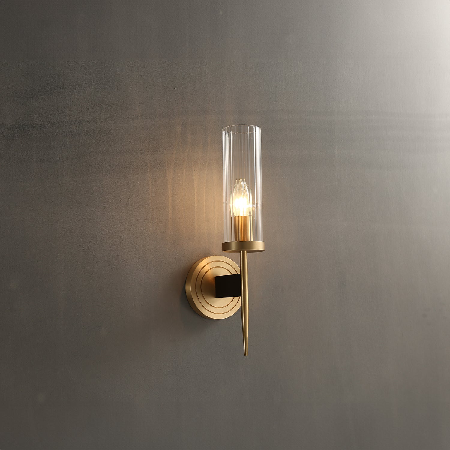 Alouette_Sconce_Jonathan_Browning_0007
