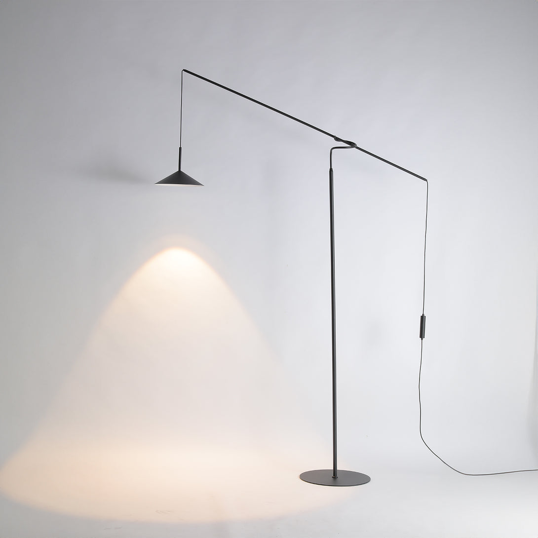 Altura_Floor_Lamp_Penta_0006