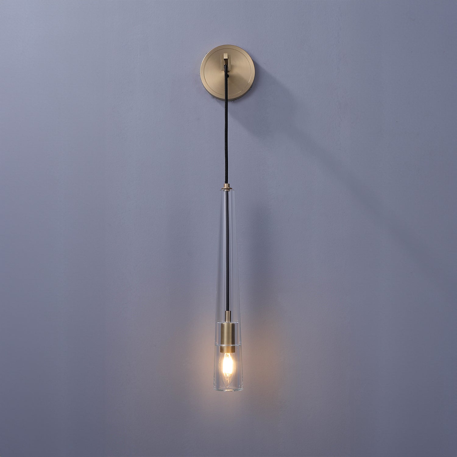 Apollinaire_Sconce_Jonathan_Browning_07