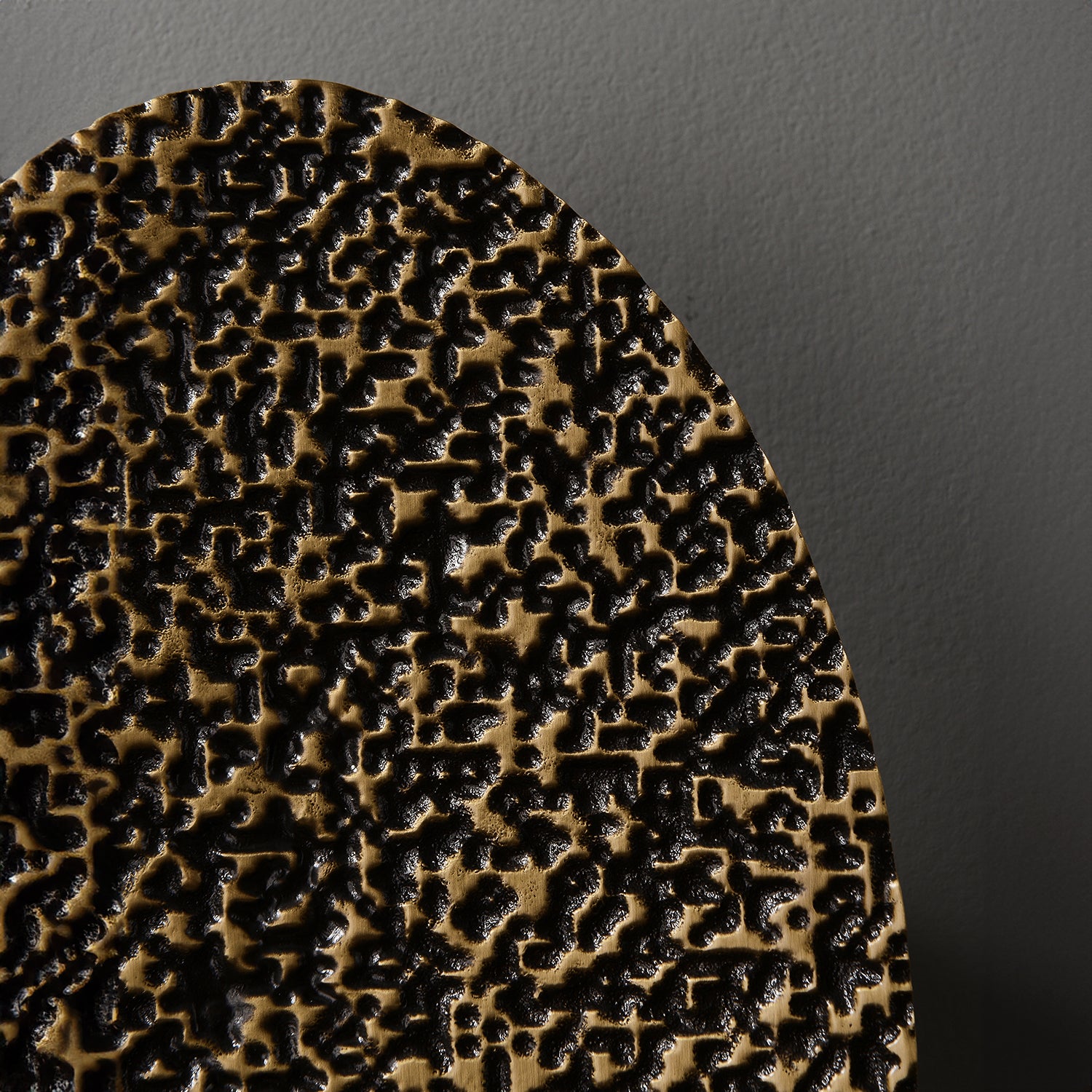 Applique_Coque_Wall_Sconce_Herve_Van_Der_Straeten_09