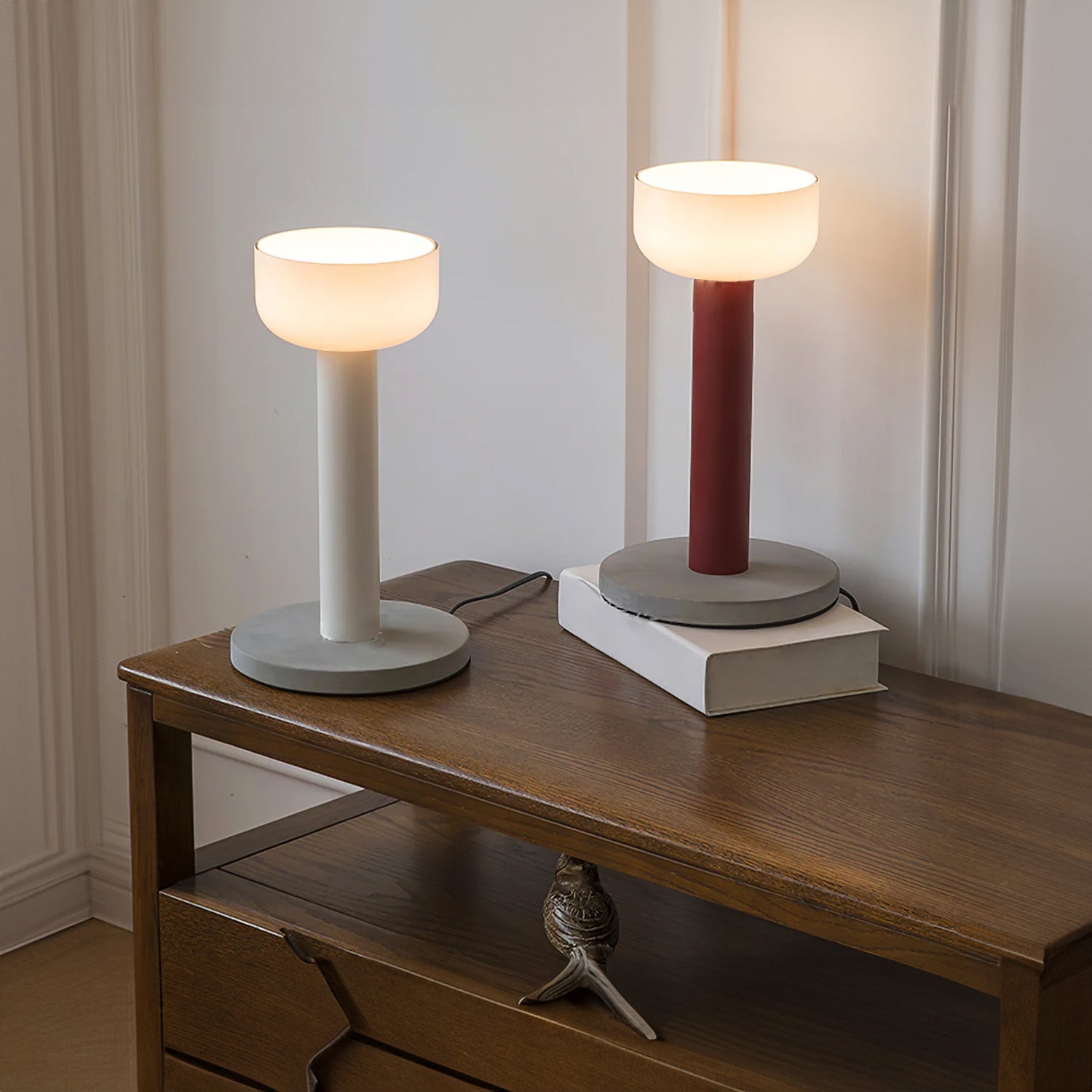 Bellhop_Table_Lamp_Flos_0007