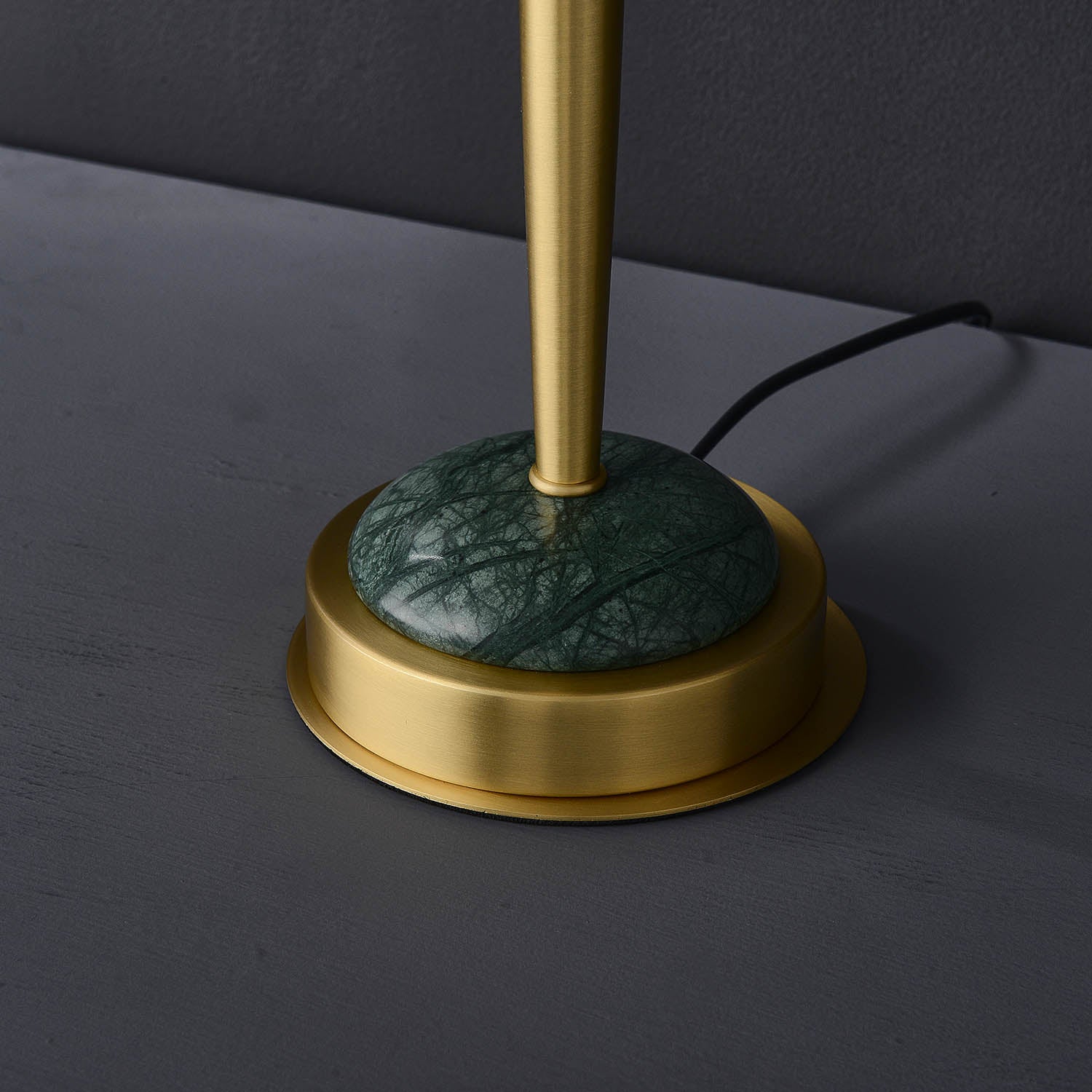 Bert_Frank_Travel_Table_Light_11