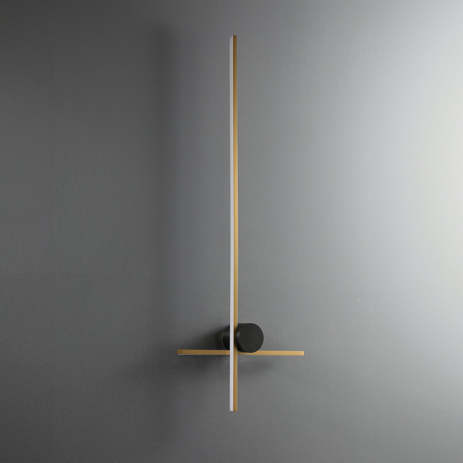 Coordinates_2_Brass_Wall_Lamp_Flos_0005