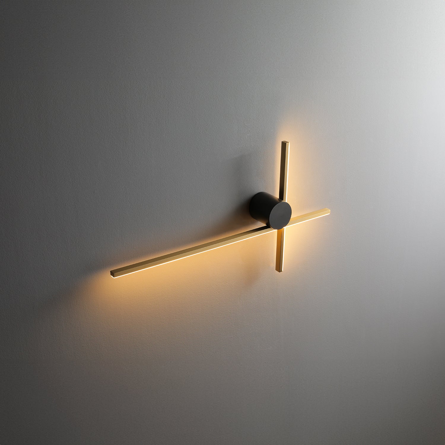Coordinates_2_Brass_Wall_Lamp_Flos_0011