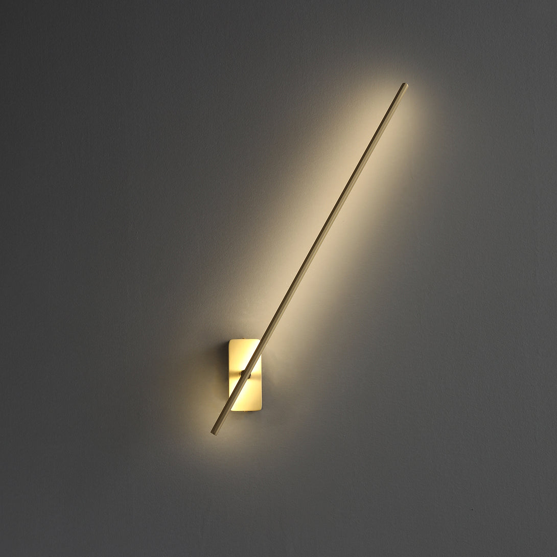 Dovevuoi Brass Wall Lamp