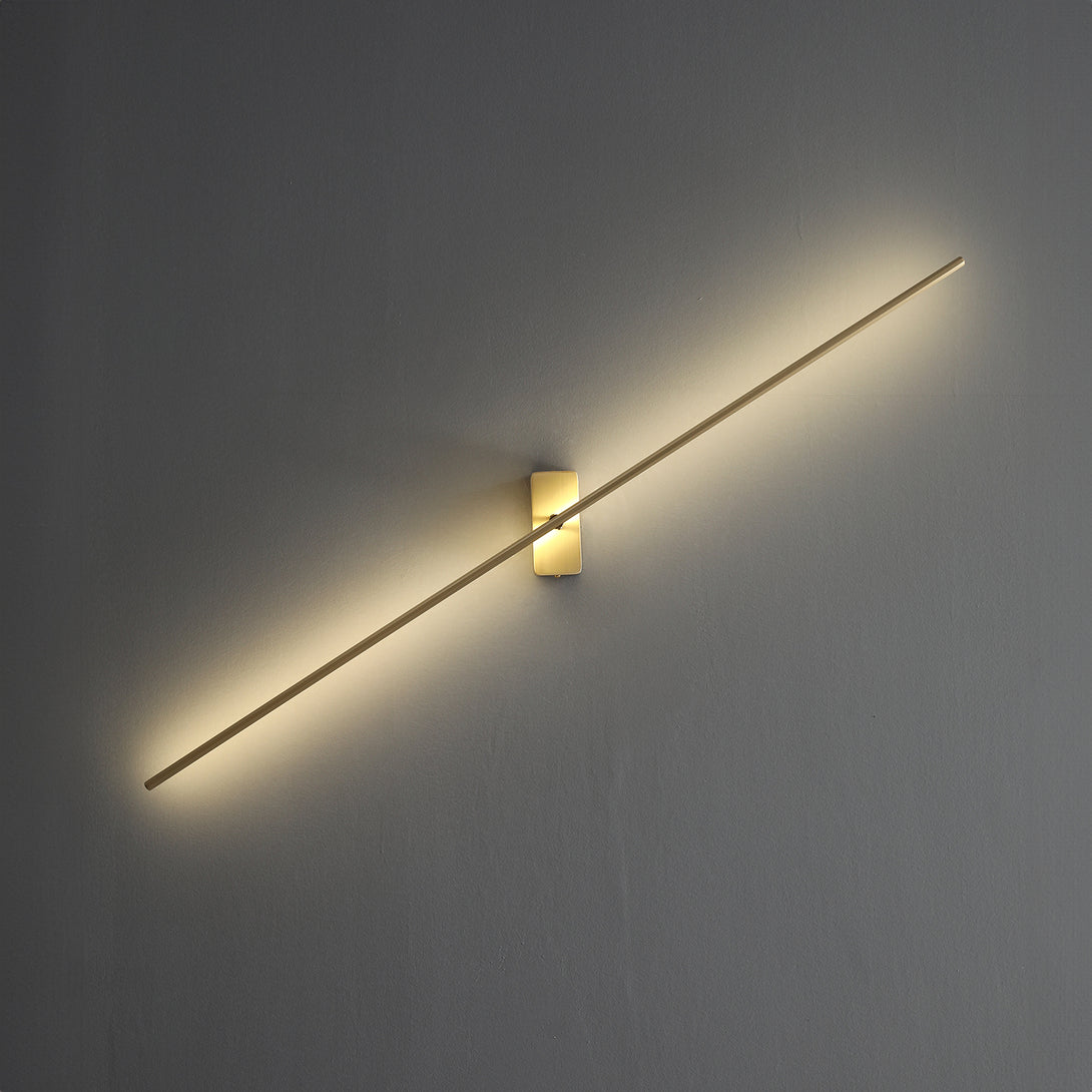 Dovevuoi Brass Wall Lamp