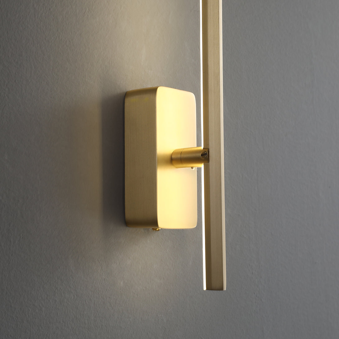 Dovevuoi Brass Wall Lamp