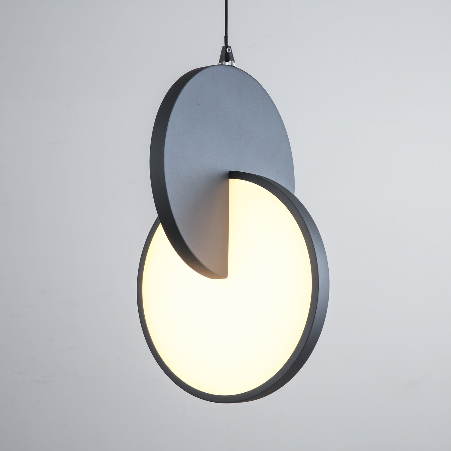 Eclipse_Pendant_Light_LeeBroom_0009