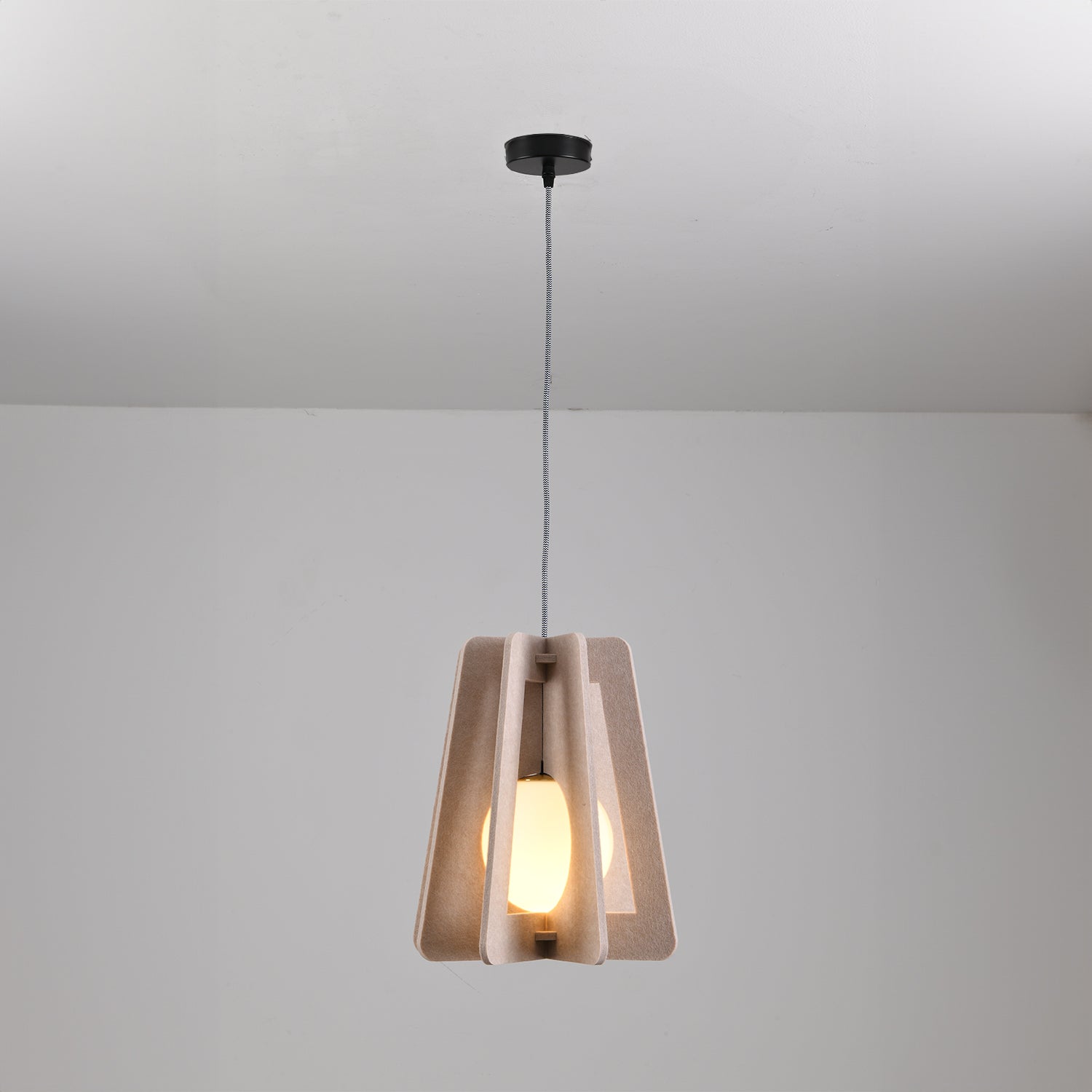 Elke_Pendant_Light_Eureka_Lighting_05