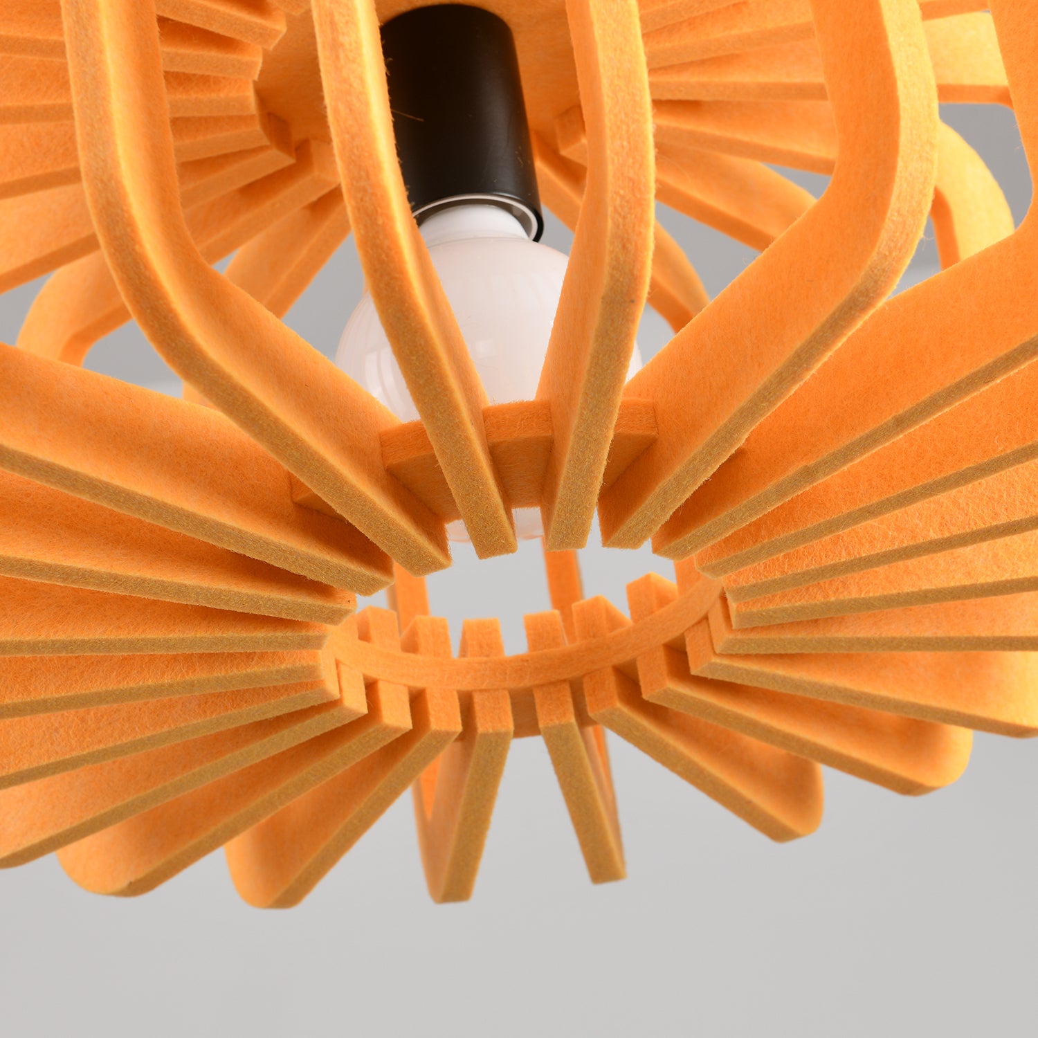 Elke_Pumpkin2_Pendant_Light_Eureka_Lighting_16