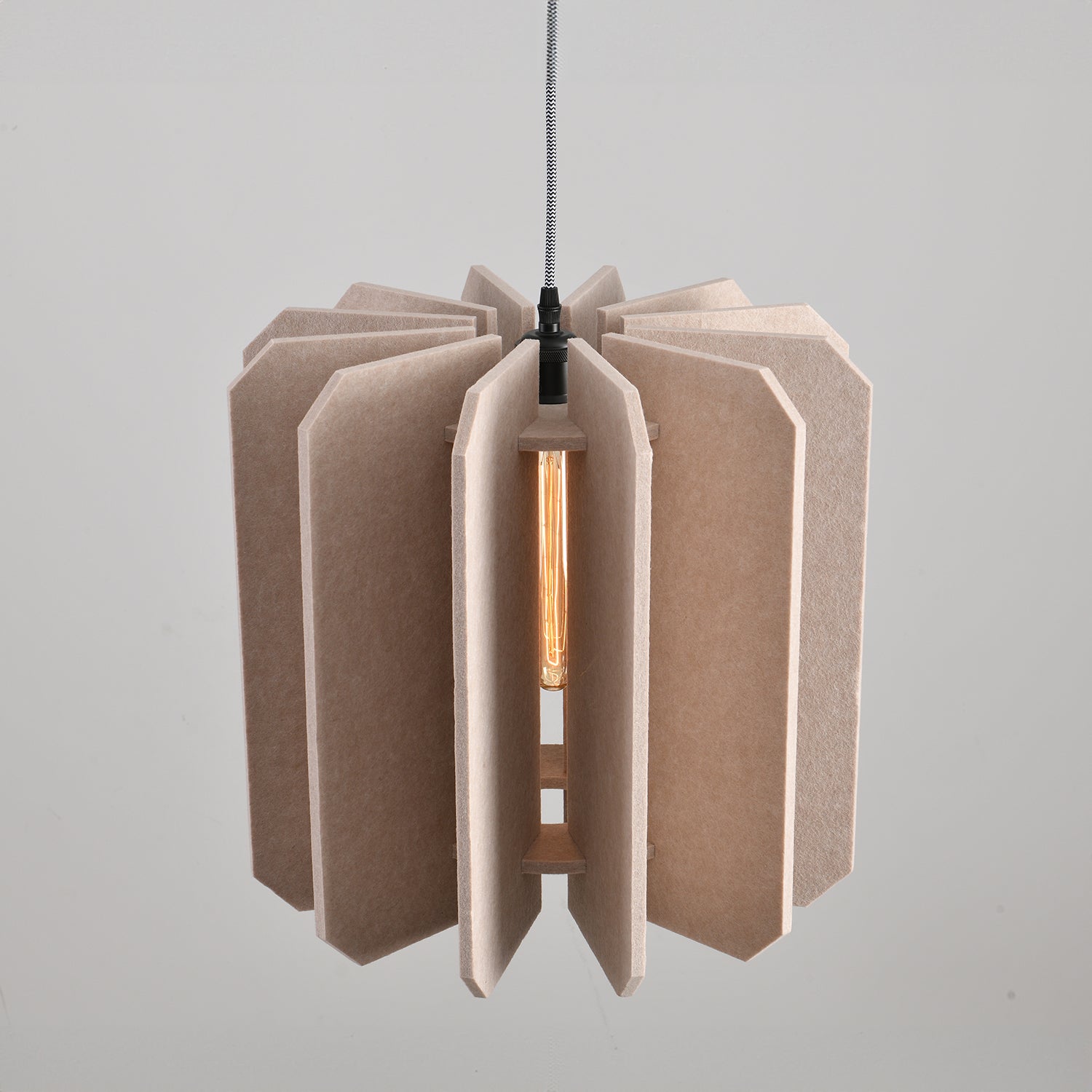 Elke_Pumpkin3_Pendant_Light_Eureka_Lighting_16