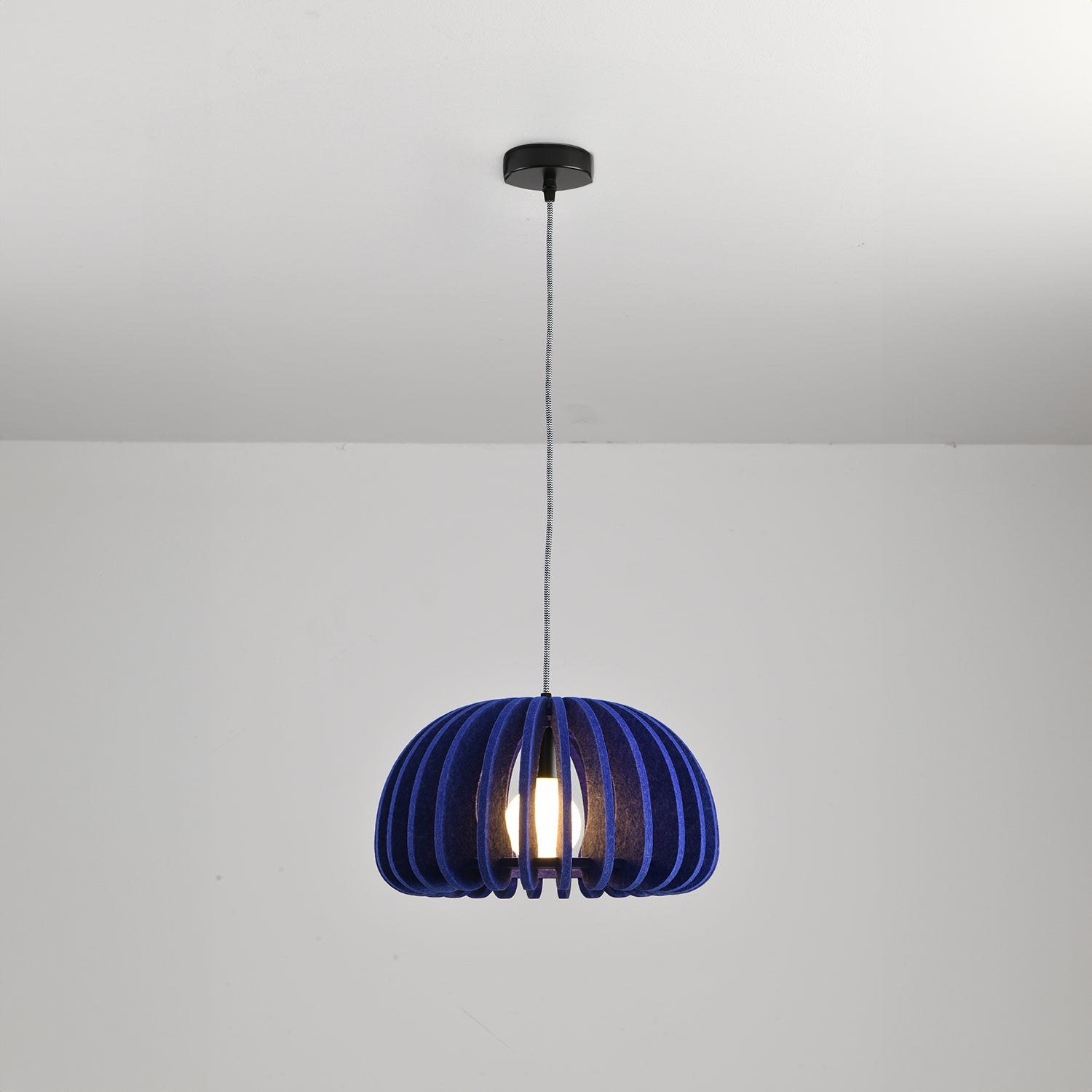 Elke_Pumpkin_Pendant_Light_Eureka_Lighting_11