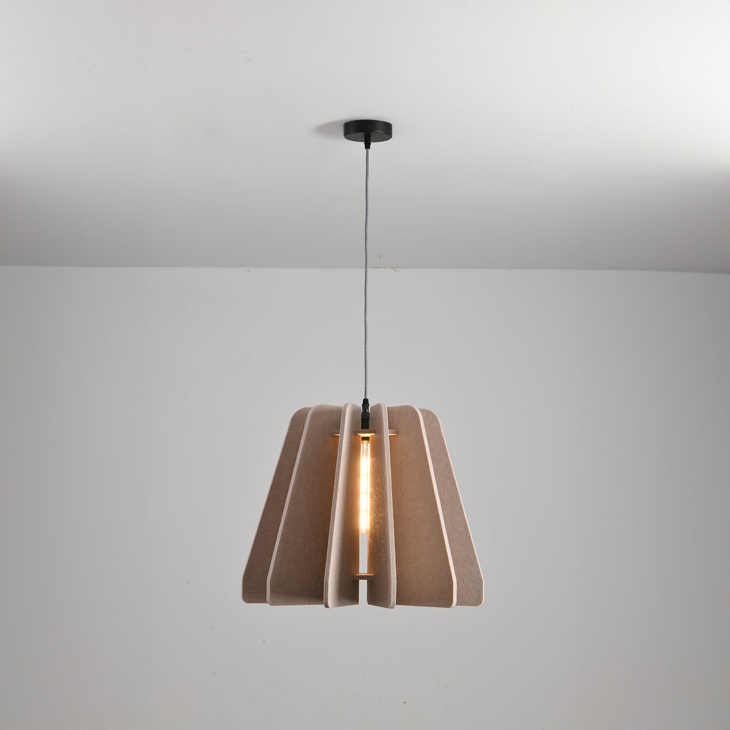 Elke_Trapezoid_Acoustic_PET_Pendant_Light_09