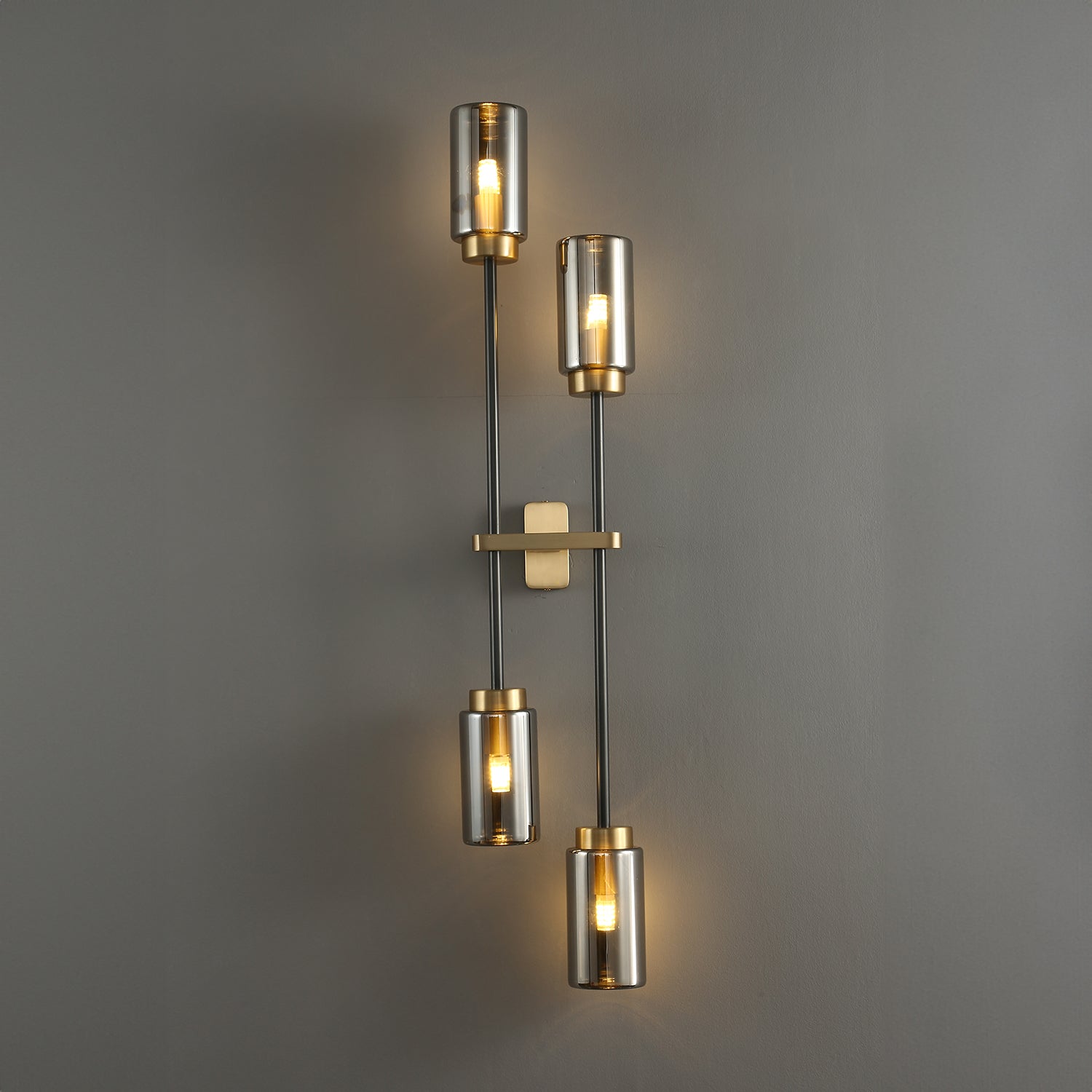 Farol_Brass_Wall_Lamp_Bert Frank_0011