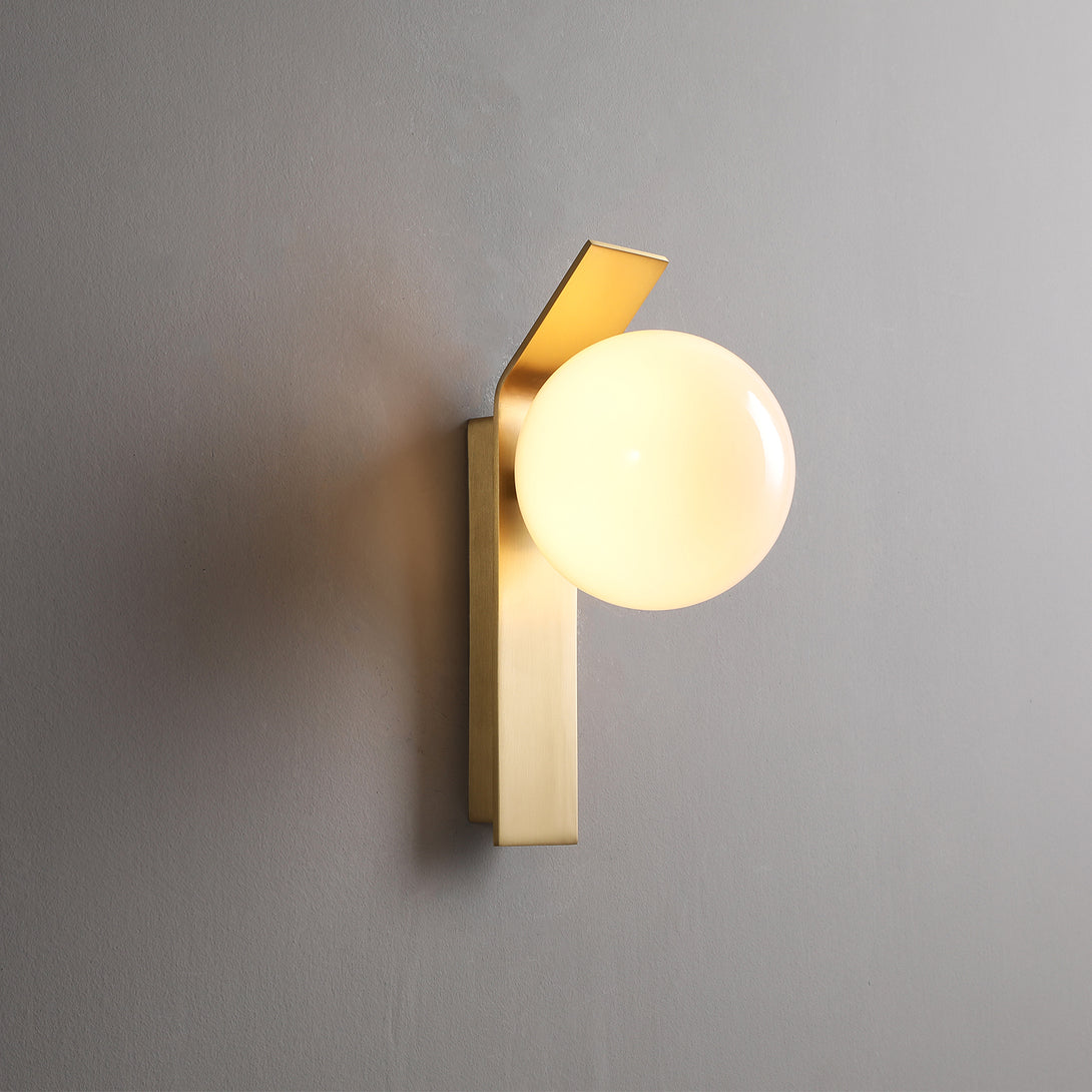 Fizi Wall Sconce