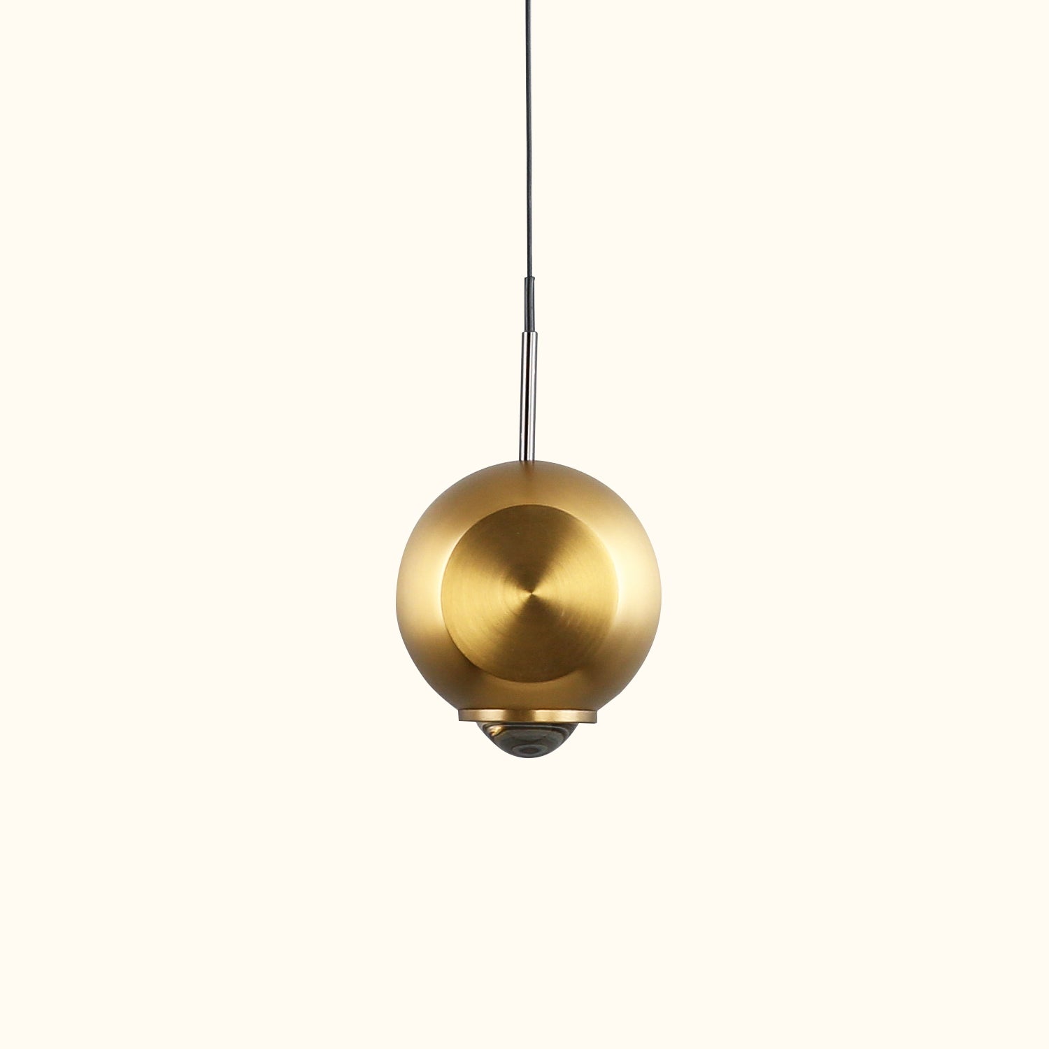 Golden_Sphere_Pendant_Light_0001