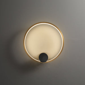 Holy_Brass_Wall_Lamp_Christinekroencke_0011