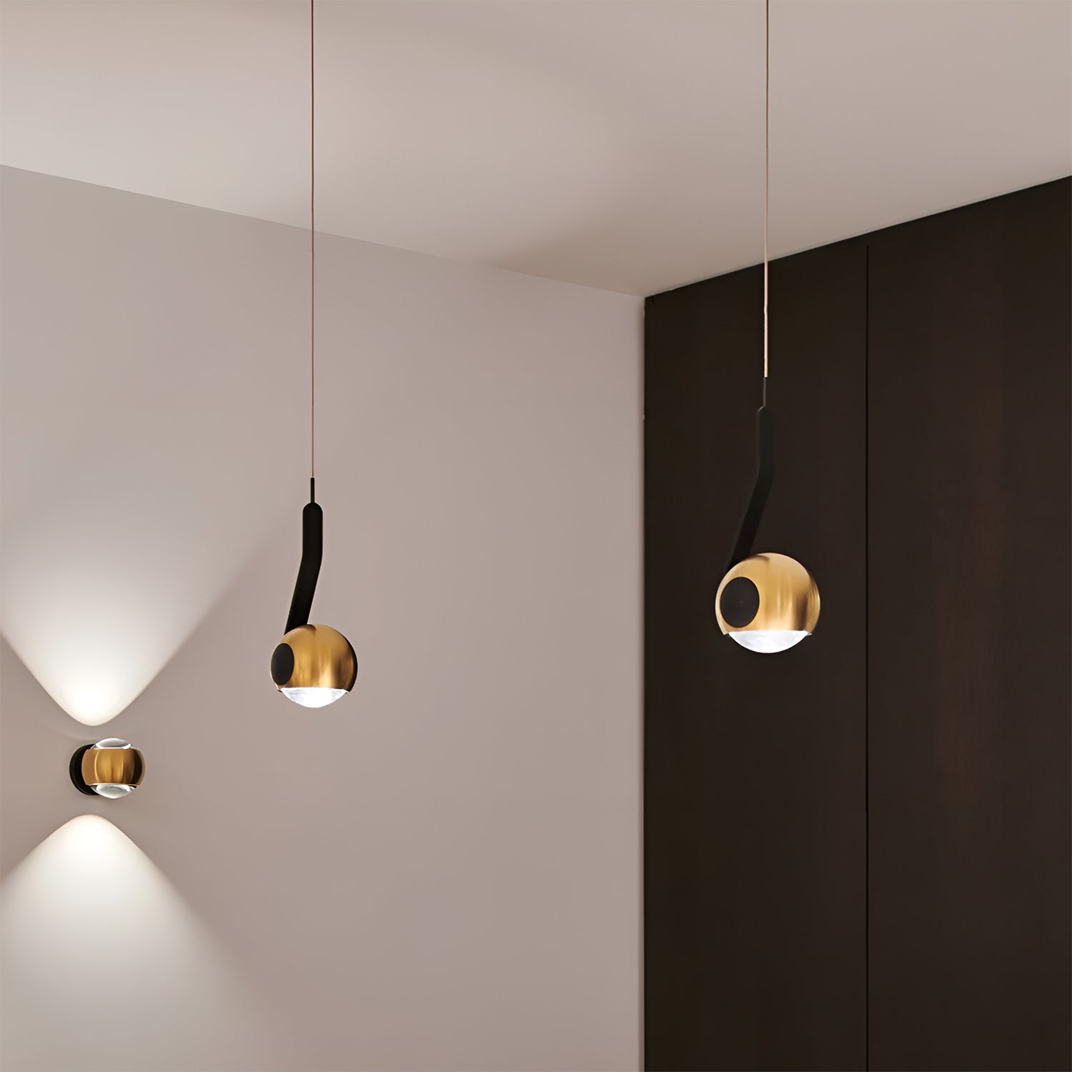 Io_Sospeso1_Pendant_Light_Occhio_15