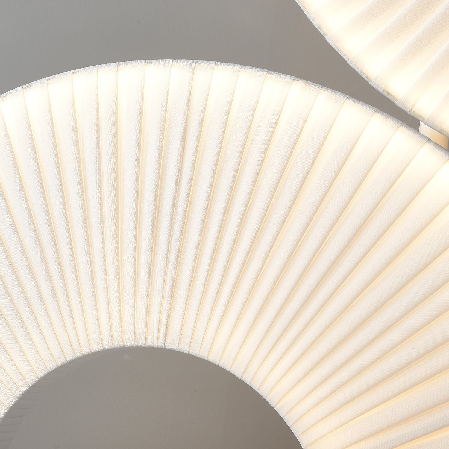 Iris_Floor_Lamp_08