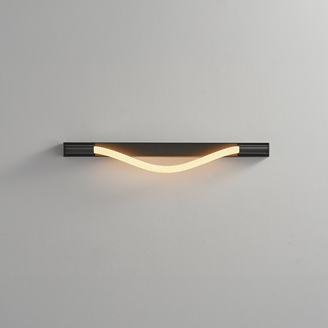 Leto Sconce