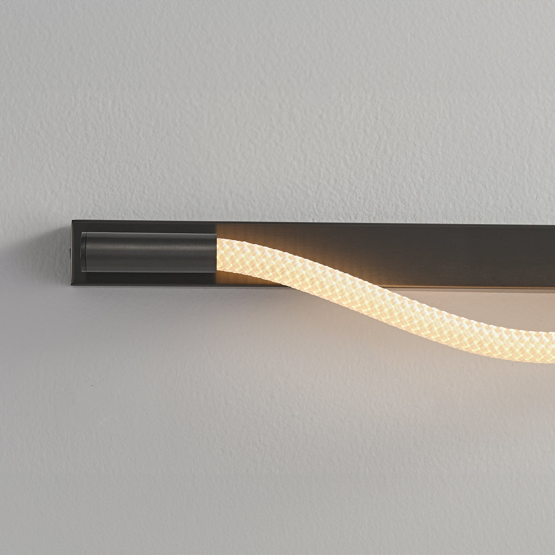 Leto Sconce