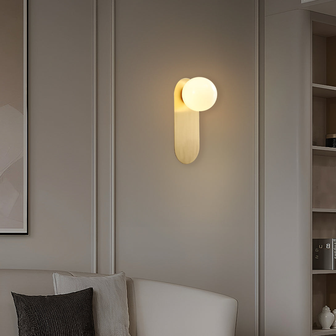 Liila 1 Brass Wall Lamp