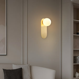 Liila_1_Brass_Wall_Lamp_Nuura_0005
