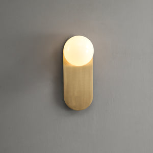 Liila_1_Brass_Wall_Lamp_Nuura_0009