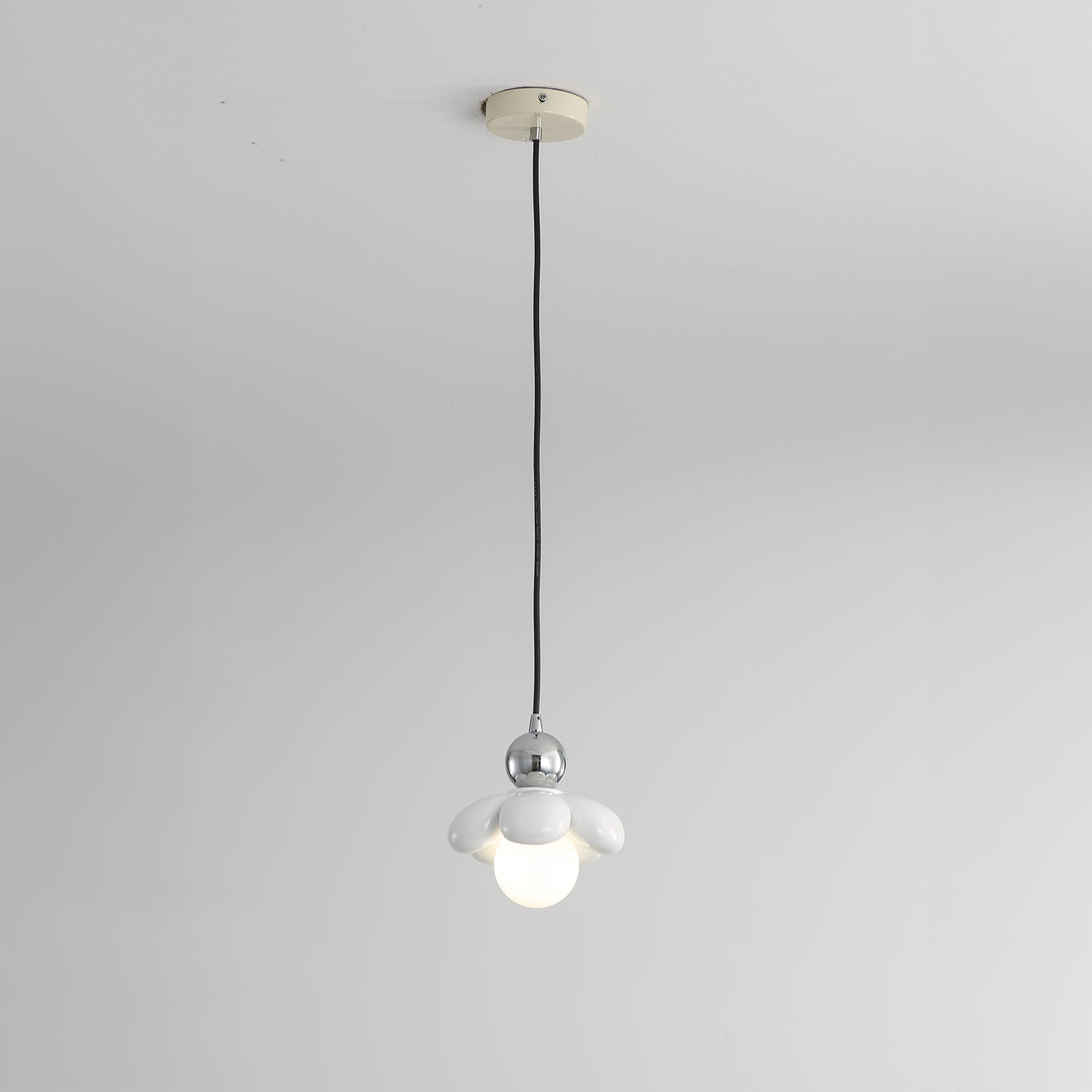 Maru Flower Pendant Lamp