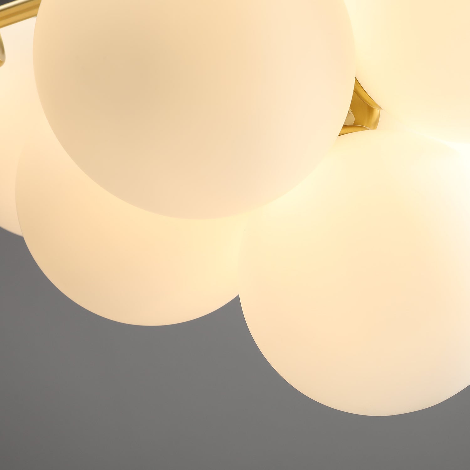 Miira_13_Brass_Pendant_Light_Nuura_0010