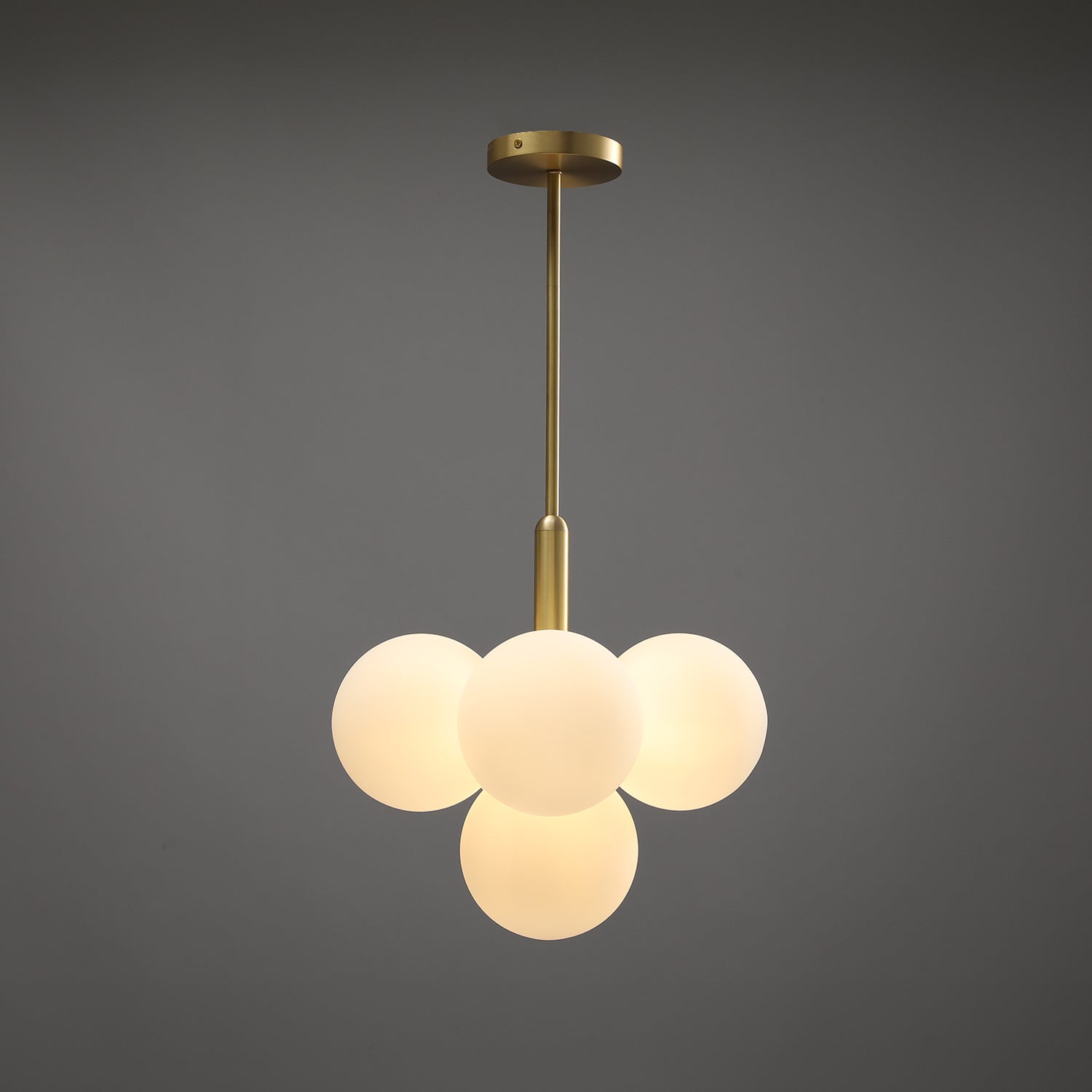 Miira_4_Brass_Pendant_Light_Nuura_0007