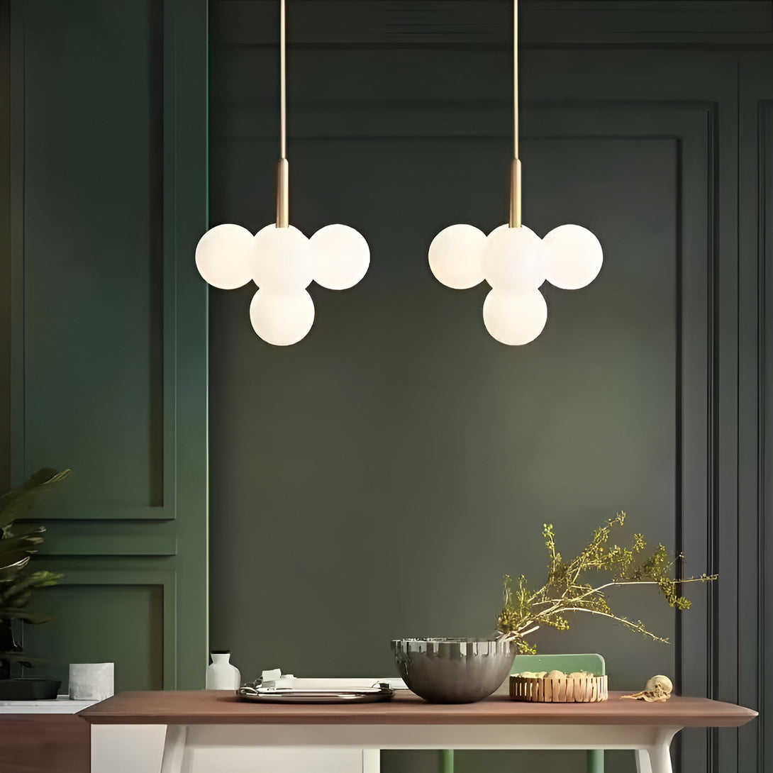 Miira_4_Brass_Pendant_Light_Nuura_0012