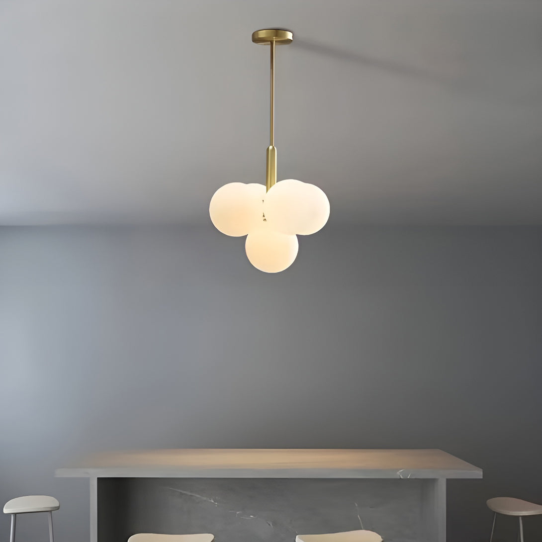 Miira_4_Brass_Pendant_Light_Nuura_0015