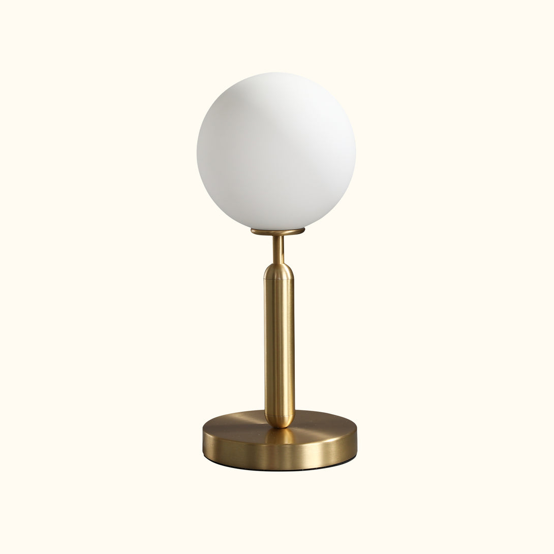 Miira_Brass_Table_Lamp_Nuura_0001