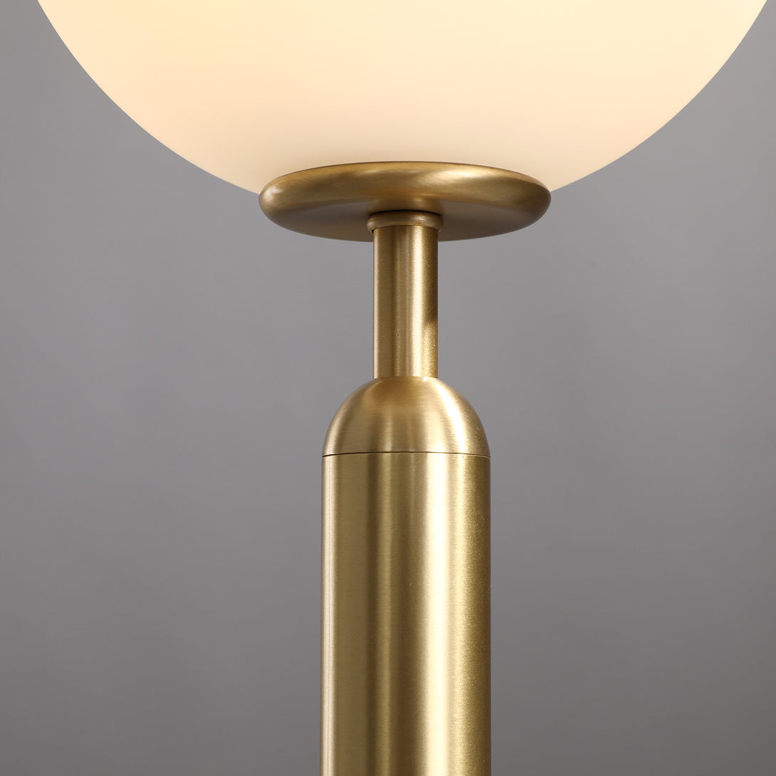 Miira_Brass_Table_Lamp_Nuura_0009