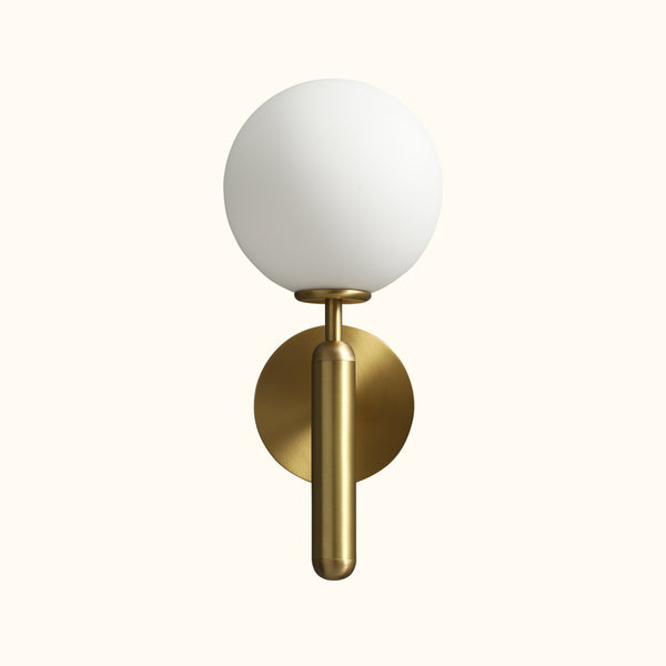 Miira_Brass_Wall_Lamp_Nuura_0001