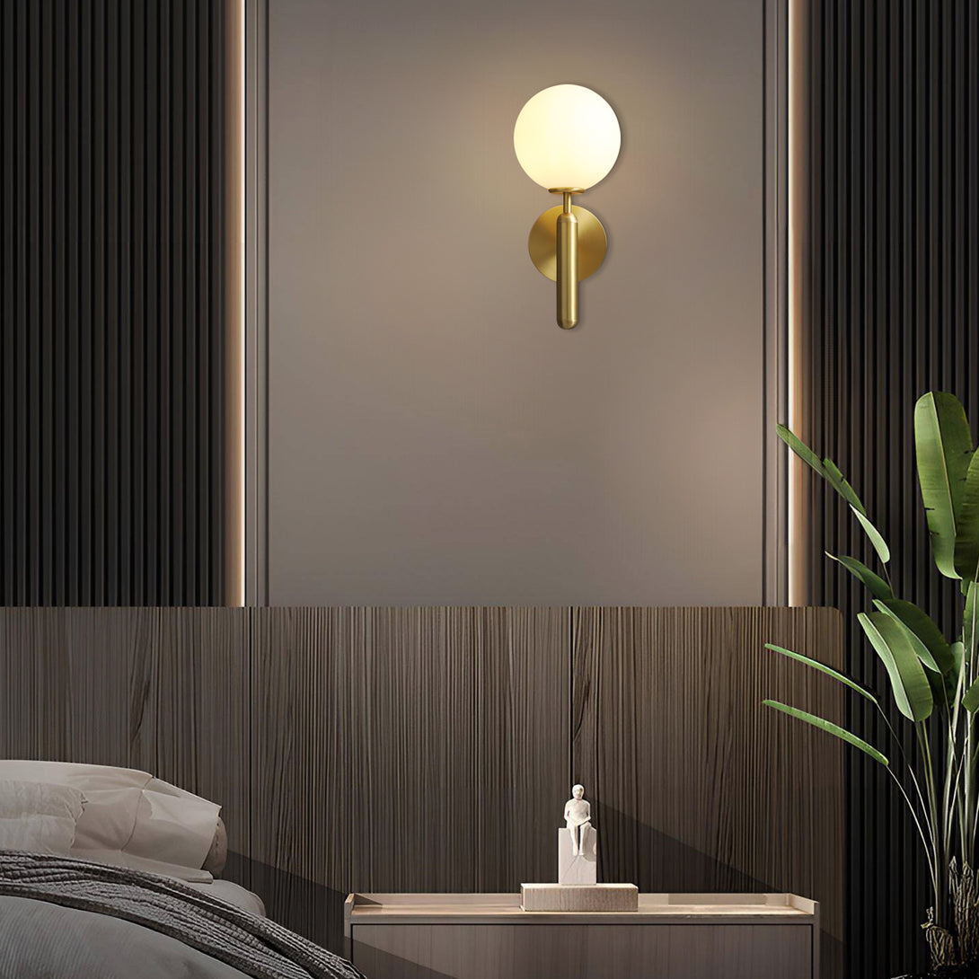 Miira_Brass_Wall_Lamp_Nuura_0002