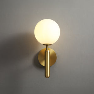 Miira_Brass_Wall_Lamp_Nuura_0005