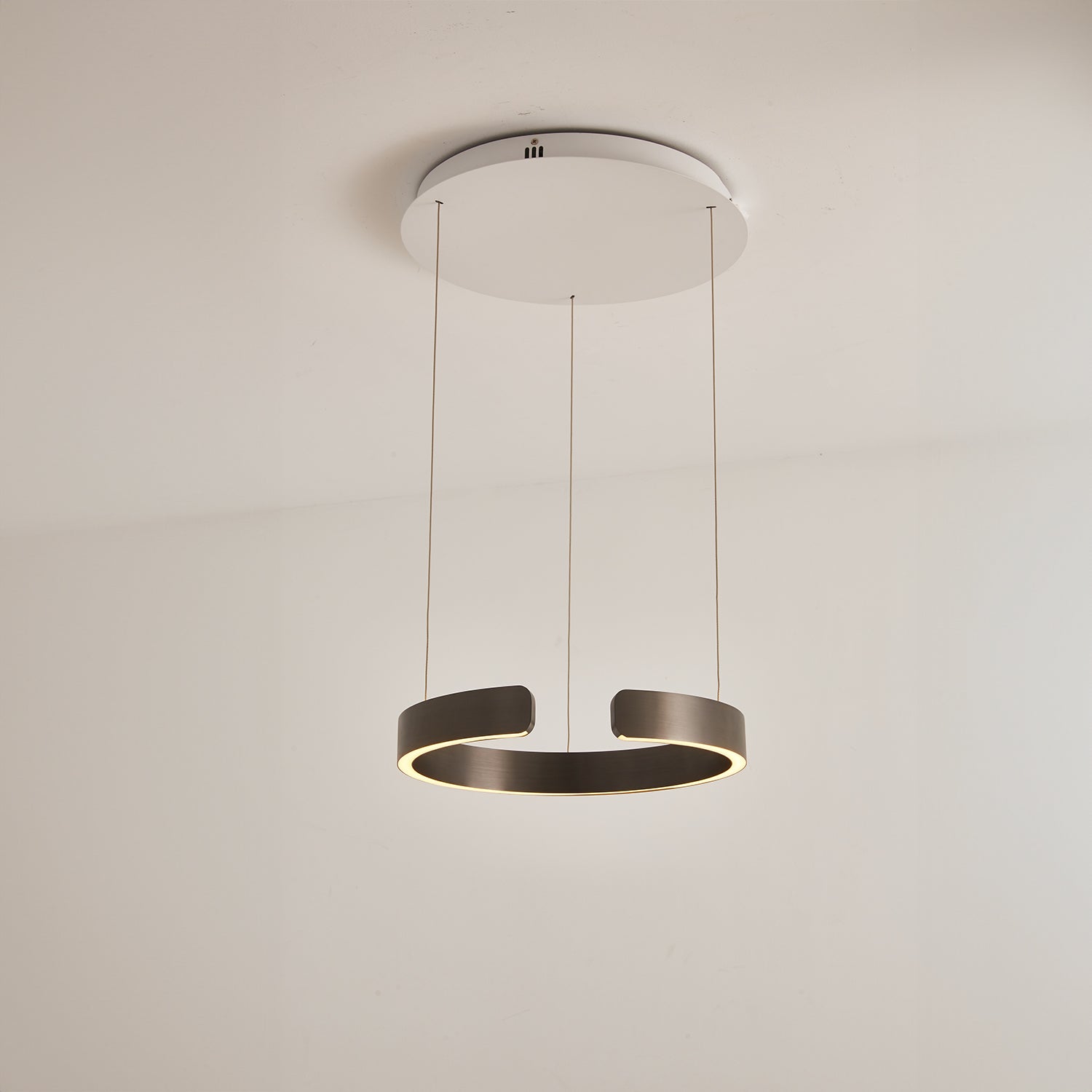 Mito_Sospeso2_Pendant_Light_Occhio_08