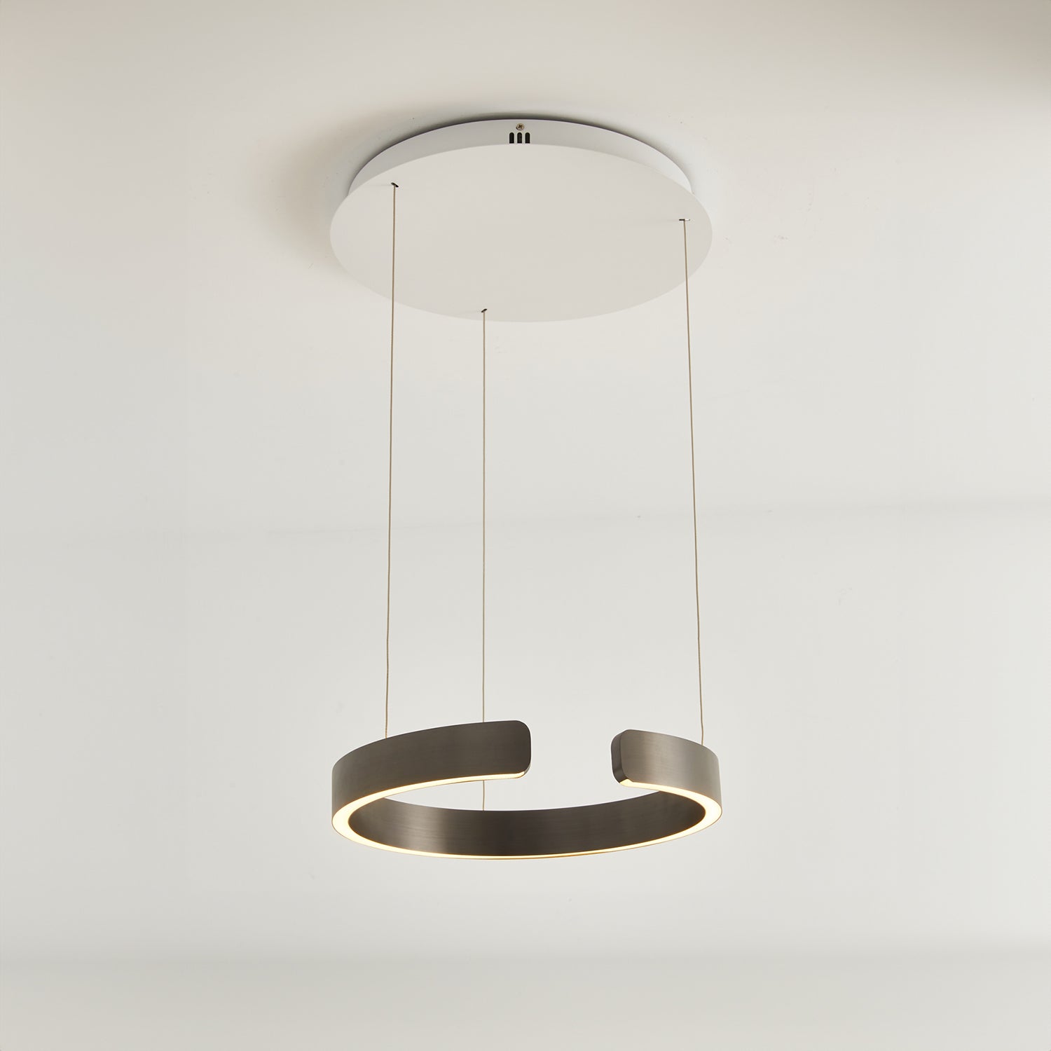 Mito_Sospeso_Pendant_Light_Occhio_0006