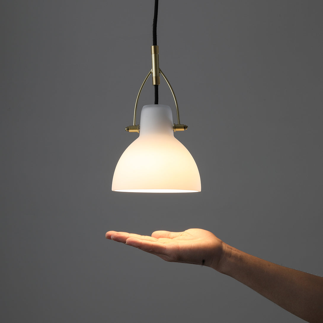 Newton_Bell_Pendant_Lamp_08