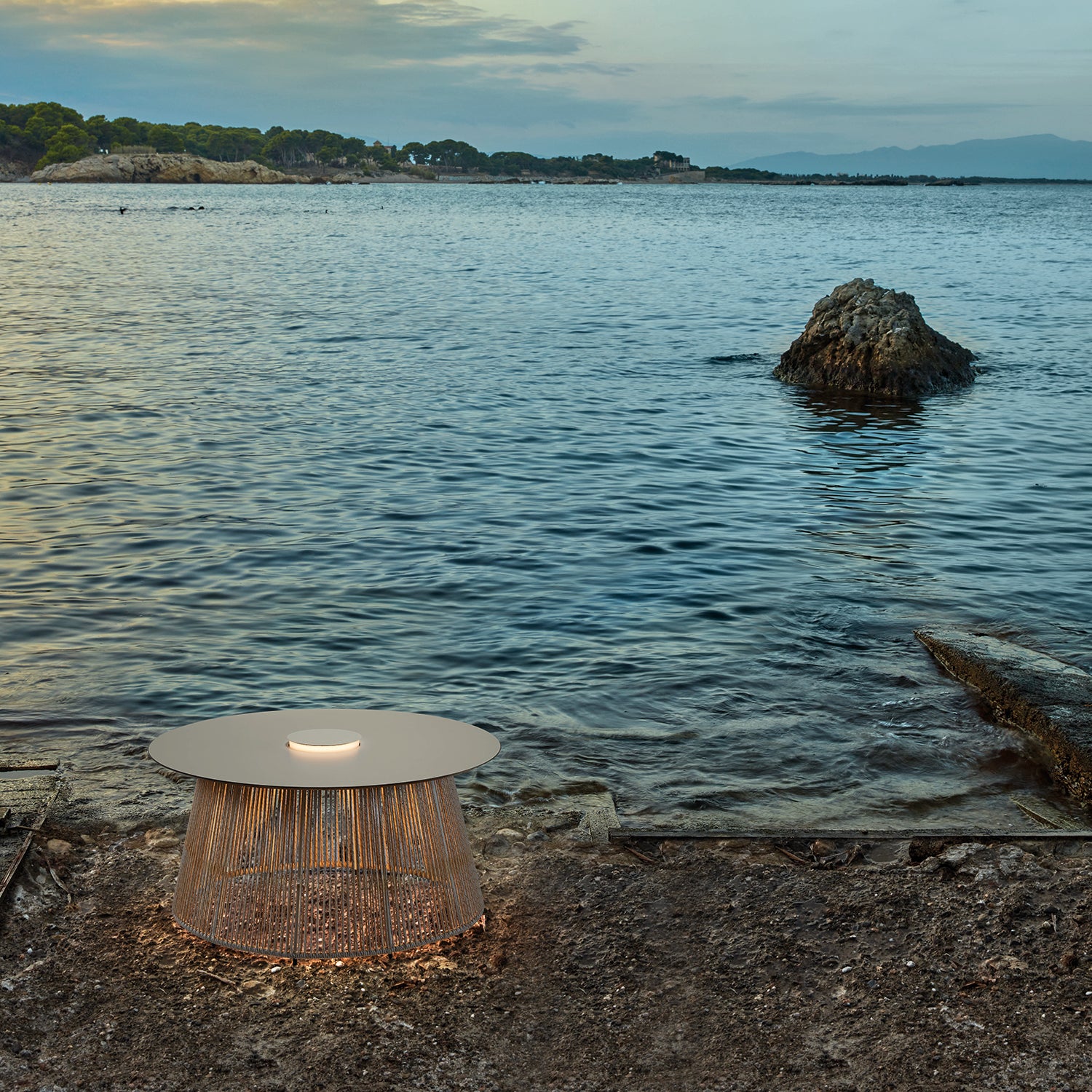 Nit_60_R_Floor_Light_29