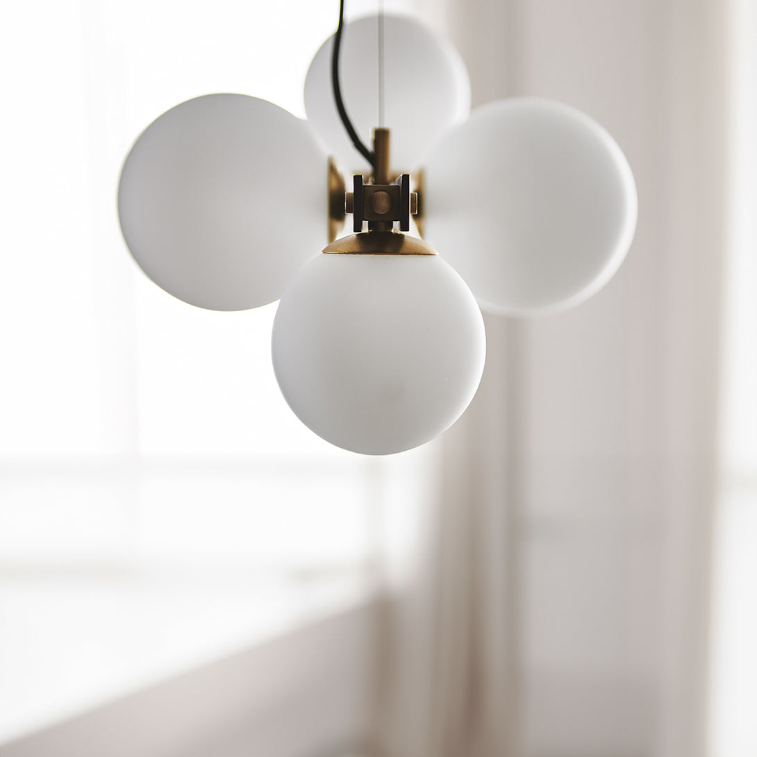 Planeta_S_Pendant_Light_Studio_Kronos_16