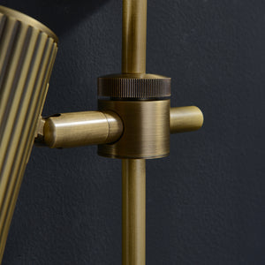 Spot_Wall_Rail_Single_J. Adams_09